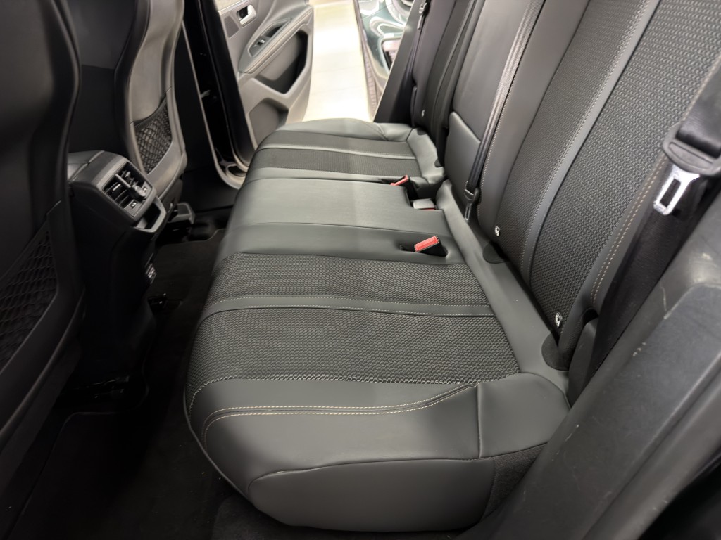 PEUGEOT 3008 1500 BLUEHDI 130 CV EAT8 GT PACK TETTO APRIBILE